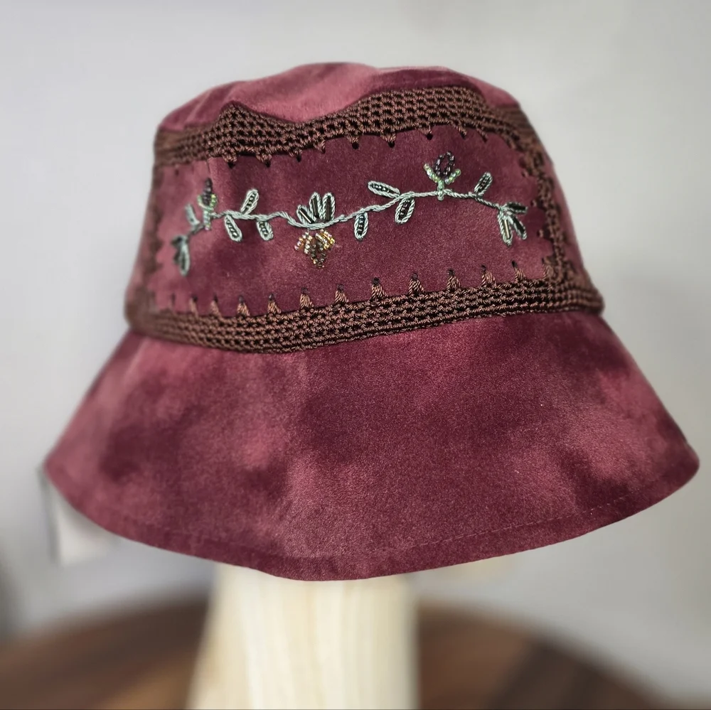 Vintage JCPenney Women’s Embroidered Burgundy Bucket Hat One Size Boho Cottage - Picture 9 of 15